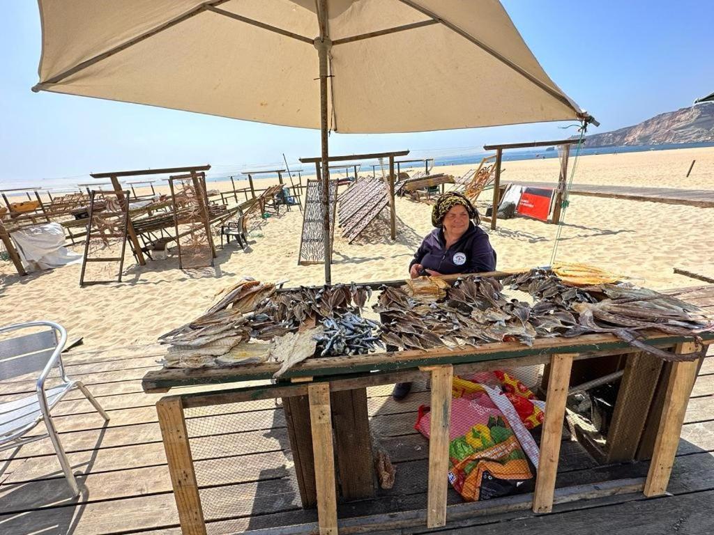 100 Meters From The Beach! Rua Da Regeneracao ナザレ エクステリア 写真